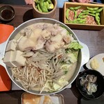 居酒屋 和ひろ - 名物もつ鍋を後半に頼むと、もうそれ以上は何も進みません(^^)