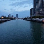 オールドインペリアルバー - 大川（旧淀川）。　かつては、人口の川や運河がいくつもあったらしい。