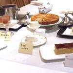 レ・スリジェ - ディナーのワゴンデザート（全部選択もＯＫ）