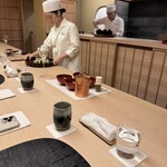 味感 ことほぎ - 慌しさを一切感じないカウンター席で終始穏やかに過ごせました。噂以上のホスピタリティに脱帽です。