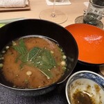 味感 ことほぎ - モロヘイヤの赤出汁