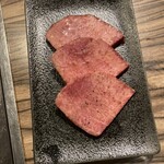 焼肉 ジャンボ - 
