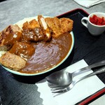 ほびーい喫茶店 - カツハンバーグカレー