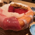 立ち食い海鮮丼 みこ食堂 - 