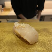鮨のしはち - 江差産帆立