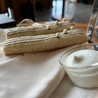 ザ タヴァン グリル＆ラウンジ - 