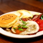 J.S. PANCAKE CAFE  - BLT