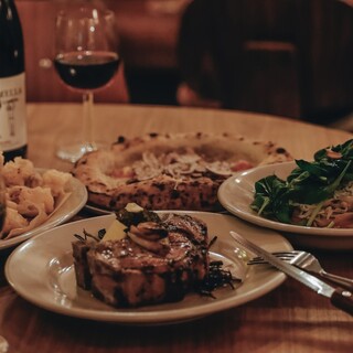 記念日にも◎自慢のパスタやピッツァが堪能できるディナーコース