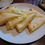 チャミヤラキッチン - チーズクルチャ