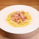 ペンネ・カルボナーラ