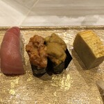 逸喜優 - トロ、雲丹(馬糞、紫)、玉子