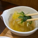 キッチン ブルー グローブ - 具沢山なスープ