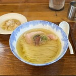 Ramen FeeL - FeeLThe塩らぁ麺¥1300、肉雲呑/海老雲呑¥330