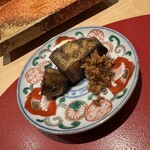 備長炭焼鳥 鳥しげ - イタリア茄子 イワシ節の醤油がけ