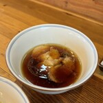 Ramen FeeL - 醤油のつけ汁はコクとキレが素晴らしい仕上がり