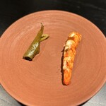 SAMRUB SAMRUB THAI - ②発酵茶葉と半生乾燥海老の揚げ物と海老ソース