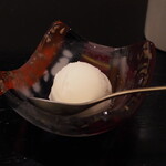 島津 - 能登の塩アイス