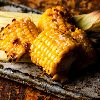 厳選された日本各地のお野菜も丁寧に調理しております。