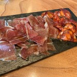 Pleurote - イベリコ豚ハムとソーセージ　別注