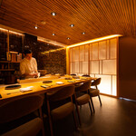 鮨 かぐら - メインカウンター