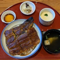 うなぎのしろむら 春日井 - ●活うなぎ丼・上4268円（税込み）