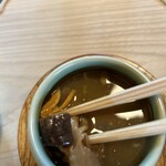 湖香六根 - スープの中は具沢山　とろっとしたたもぎ茸や白キクラゲ