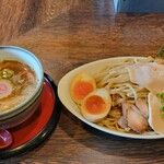 麺や 紡 - ビューです