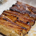 鯉とうなぎのまるます家 - 鰻のかば焼き￥1500