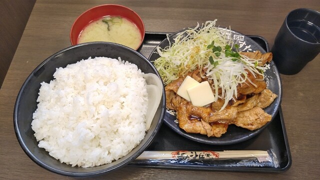 伝説のすた丼屋 山形飯田バイパス店 - 蔵王（豚丼）の写真