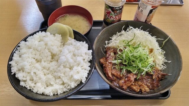 伝説のすた丼屋 山形西バイパス店 - 山形（豚丼）の写真