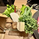 すき焼 しゃぶしゃぶつかだ - 