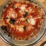 ピッツェリアベアトリーチェ - マルゲリータ(1,550円)