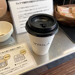ヴォアラ珈琲 - アイスカフェラテ、こんな感じで出てきます