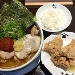 山髙屋 - 白めし(小)＆鶏からセット 370円も併せて