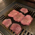 北海道焼肉 北うし - ジュージュー