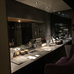 北海道焼肉 北うし - カウンター