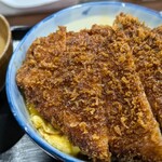 かつ丼 桜花 - リブロースカツ丼アップ