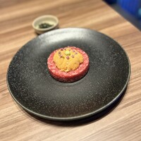 焼肉うしごろ 銀座店 - 生雲丹のうしごろユッケ