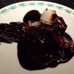 膳處漢ぽっちり - 黒酢のすぶた。インパクトはありますが、味はちょっと好みが別れるかも。