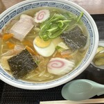 萬来食堂 - 五目ラーメン　ピーマンがいいですね。