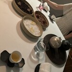 Installation Table ENSO L'asymetrie du calme - ハーブティー