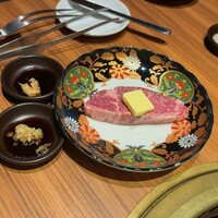 中目黒焼肉 登牛門 - 