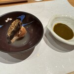 艪 - 鮑と肝ソース