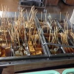 元祖しょうゆうどん 小縣家 - おでんコーナー