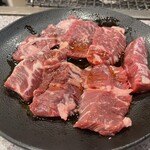 炭火焼しちりん - 料理写真:牛ハラミ　※みんな頼むメニューっぽいです。柔らかくて美味しい。