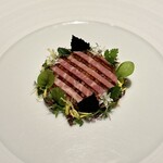 Suhring - ⑨シンメンタール種ビーフとフランクフルターグリーンソーベ(フランクフルトの冷製ハーブソース)