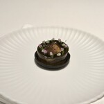 Suhring - ③サバのピクルスをゼリーでコーティングした酸味のあるタルト