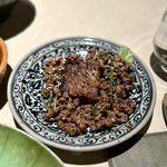 Nusara - ⑭スモークショートリブとホーリーバジルの葉