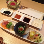 Kushiage To Wain Chiyorozuya - コースの前菜は仕入れによって変わります