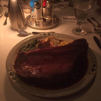 ロウリーズ・ザ・プライムリブ 恵比寿ガーデンプレイス店 - 